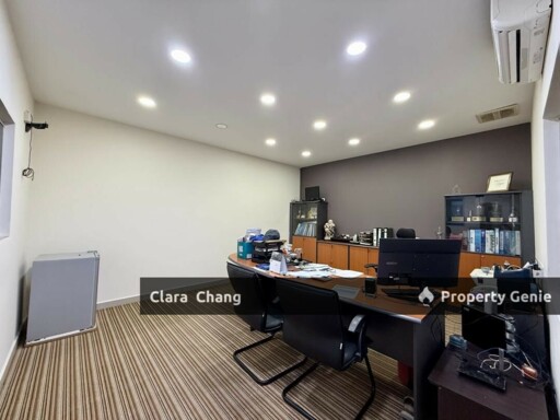 Kawasan Perindustrian Taman Johor 1.5 Storey Semi D Factory for Sale/Rent