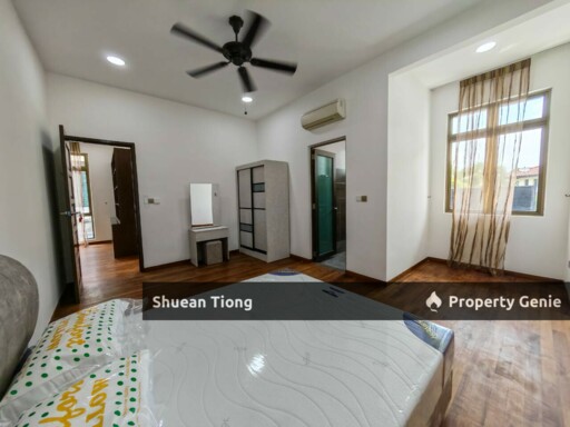 2 Storey Semi D @ Taman Sutera Utama for Rent