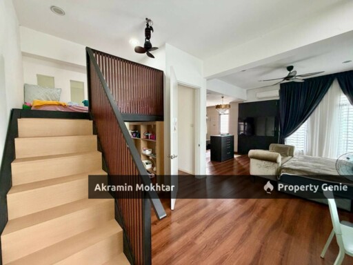 Freehold, Fully Renovated & Partially Furnished | 3 Storey Semi-D Lambaian Residence, Kajang