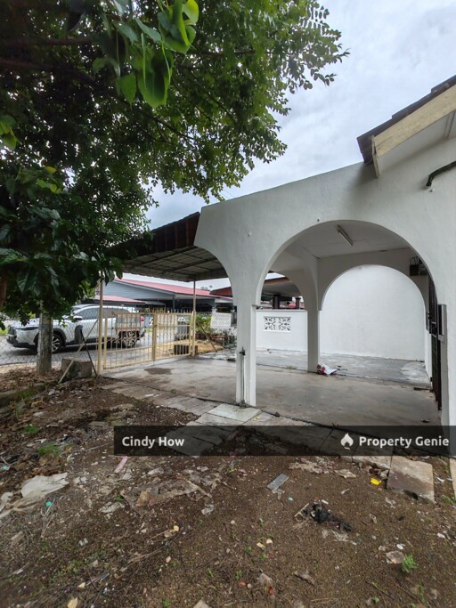 Taman Merdeka Corner Lot