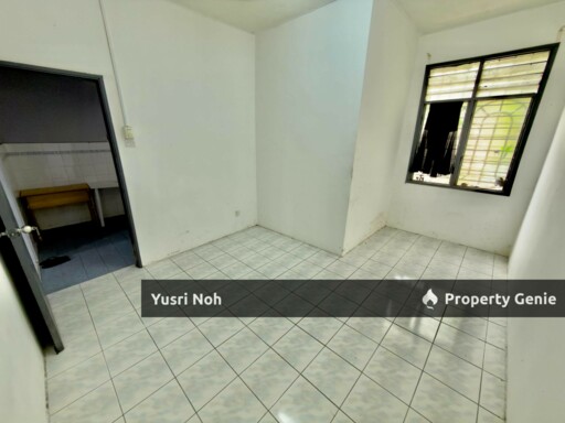 2 Storey Terrace AT Taman Seroja, Bandar Baru Salak Tinggi, Sepang Selangor