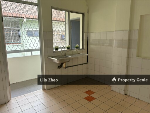 Api Api Apartment Corner Lot with Highway Access for Sale | Next To Public Bank, Kota Kinabalu City