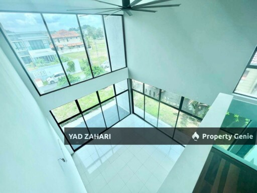 Taman Universiti, Bangi | Bungalow 7 Bedrooms | RM1.6M - Roof Solar Panel Ready, Nearby UKM and Strategic Location