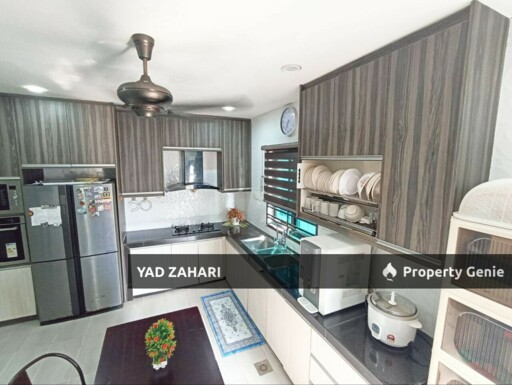 Cahaya Alam U12, Shah Alam | 2-Storey Terrace 4 Bedrooms | RM1.15M - Walking Distance to Surau and Tadika & Renovated Extended