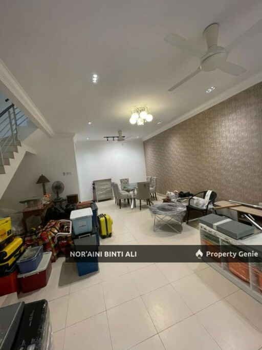 RUMAH TERES DUA TINGKAT  BANDAR DAMANSARA KUANTAN PAHANG UNTUK DIJUAL