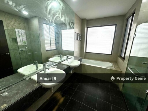 CORNER LOT + SWIMMING POOL DOUBLE STOREY BUNGALOW BUKIT MAHKOTA JALAN BM 43000 KAJANG.