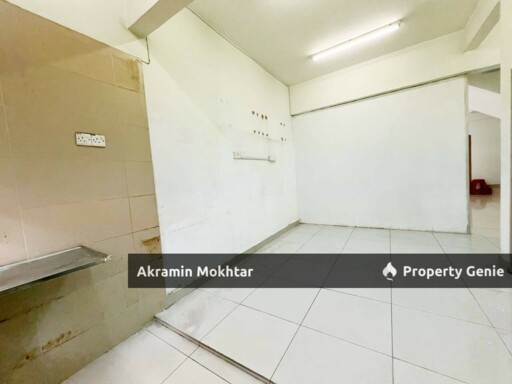 Freehold | 3 Storey Terrace House Taman Sri Putra Sungai Buloh