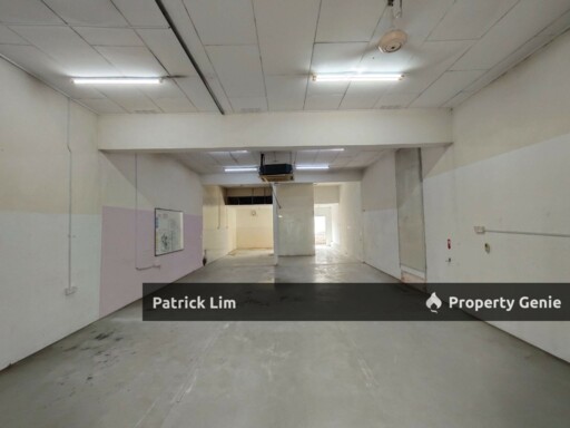 Paya Rumput Ground Floor Shop For Rent