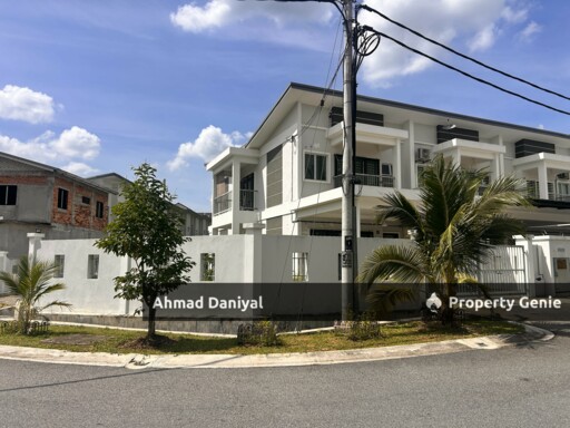 Corner Double Storey Terrace @ Taman Jenderam Prima Dengkil Selangor For Sale