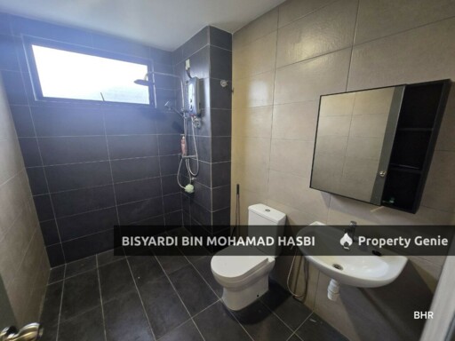 FURNISHED CORNER LOT SUPERLINK HOUSE RESIDENSI LAMBAIAN 2 BANGI.