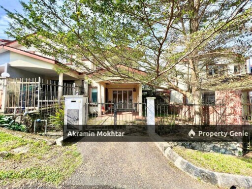 [Renovated] End Lot Double Storey, Taman Bukit Permata @ Batu Caves