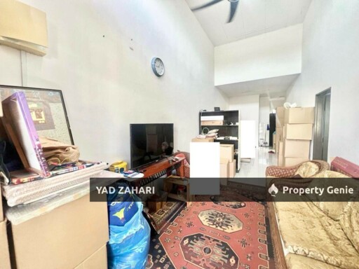 Jalan Kebun Nenas, Klang | Single Storey Terrace 4 Bedrooms | RM380K - Flexible Deposit and Nearby Amenities