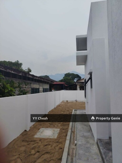 Menglembu Ipoh Single Storey New Bungalow For Sale, Leasehold 2123, 3 Rooms 3 Bathrooms