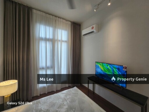 Pavilion Embassy Oxford Residences @ KLCC-Near LRT, level 13 TRX view, Good for investment
