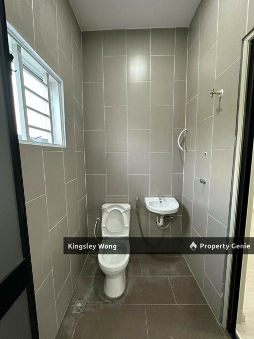 Menglembu 2.5 Storey Terrace House Refurbished Unit Near First Garden Falim Lahat