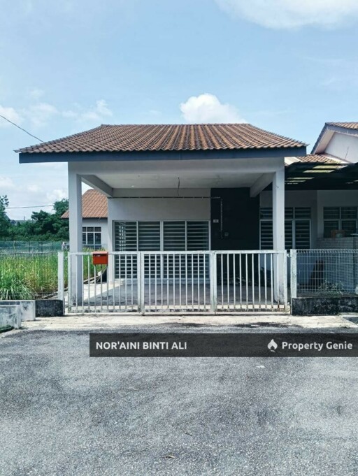 Semi-D Perumahan Makmur Mahkota Jaya, Gambang Kuantan (Rumah Baru Belum Pernah Diduduki)
