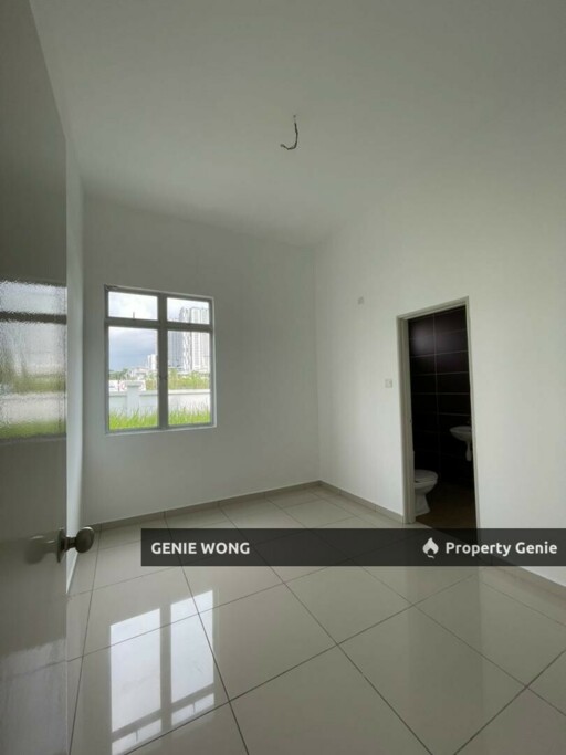 CORNER Kempas Utama Cluster House