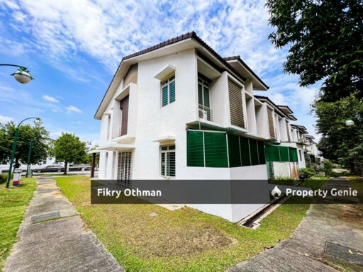 End Lot Facing Open Double Storey Presint 11 Putrajaya