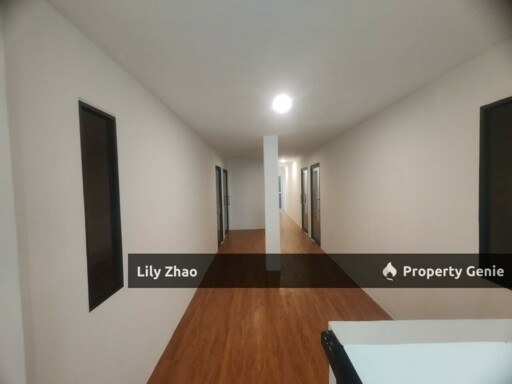 Office Room for Rent, 400 sqft, Private Toilet, Newly Renovated, Prime Area, 2nd Floor Grand Plaza Putatan 5 Town, Kota Kinabalu