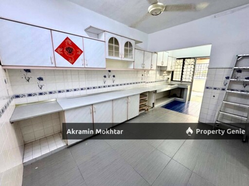 Freehold & Renovated | 2 Storey Taman Bukit Mewah, Kajang (Fasa 1 Near MRT Kajang)