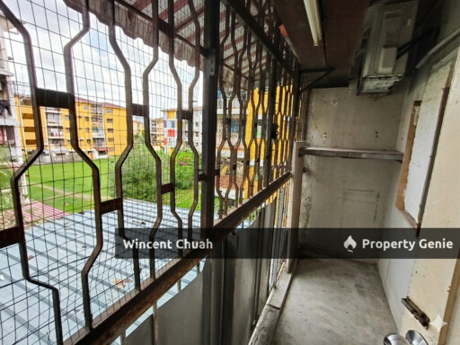 (1st floor)Flat Wangsa Maju Seksyen 2 Corner Lot