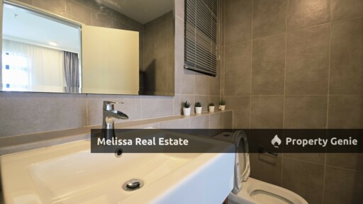 Apartment High Floor Seaview Fully Furnished