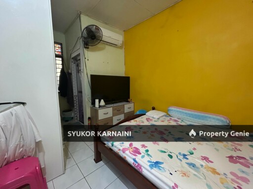 FACING OPEN Single Storey Storey Jalan Seroja, Bukit Sentosa Bukit Beruntung Rawang