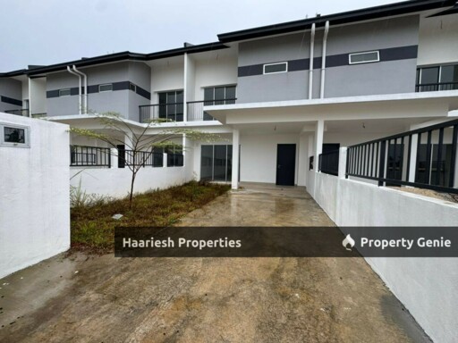 Double Storey House Taman Puncak Warisan