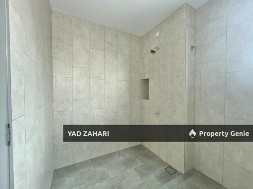 Balcony with View & Semi Furnished @ Lambaian Dua Residence, Kajang