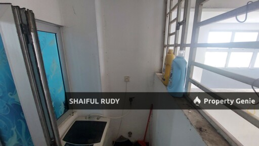 Spacious & Affordable: Service Apartment for Sale in Saville, Kajang!
