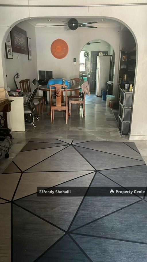 TAMAN BERLIAN GOMBAK