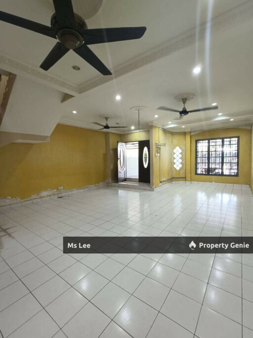 2 Storey house-Bandar Puteri @ Klang-Sale Below Bank Value Rm65k
