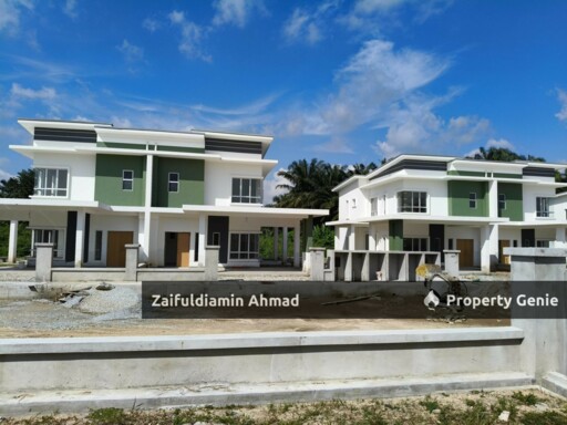 Freehold Semi-Detached in Taman Salak Mulia, Sepang