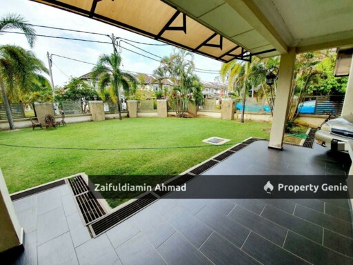 Spacious Corner Lot Semi-Detached Home in Bangi