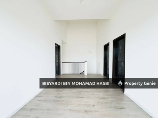 Corner Lot 2 Storey Terrace Nadira 2 Bandar Bukit Raja, Klang.