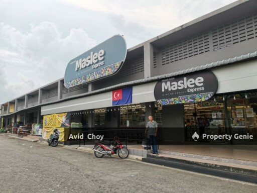 Bandar Tenggera,Kulai, Single Storey Shop(Facing Main Road)