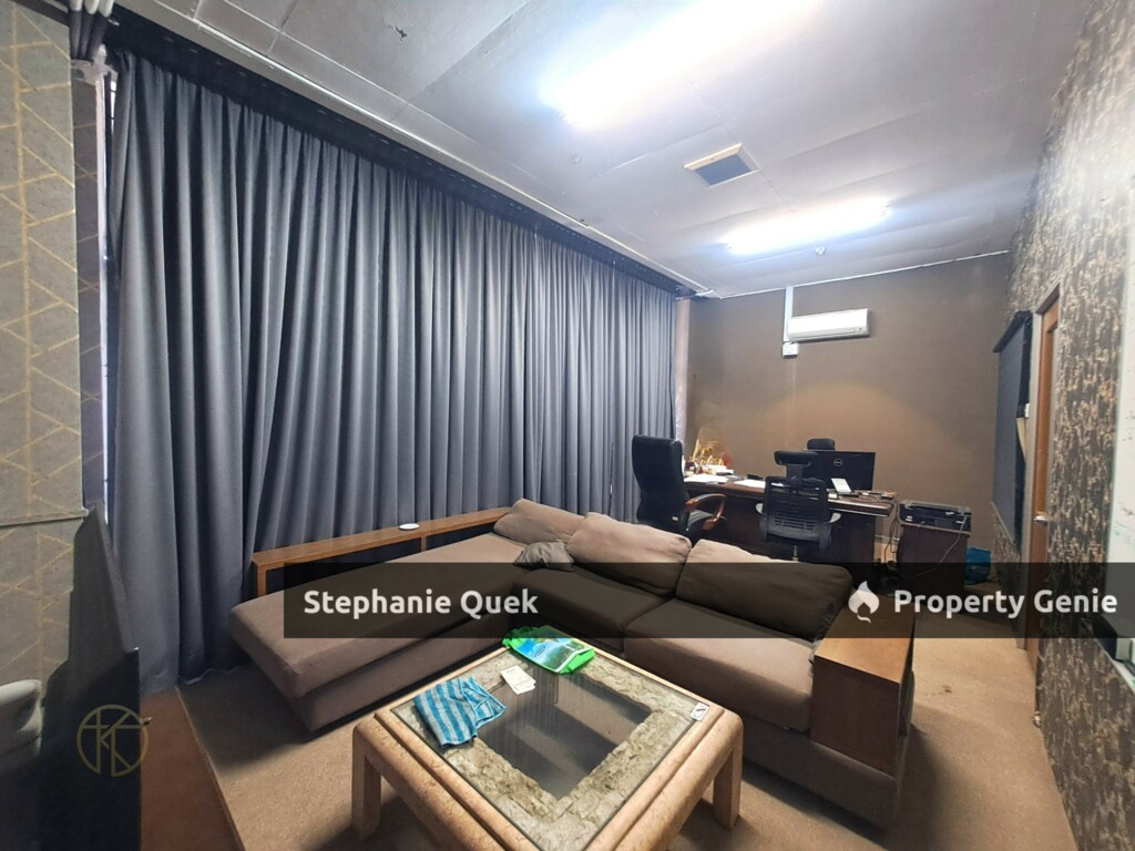 Bandar Puteri Klang 1st Floor Partial Furnished Shop Office For Rent