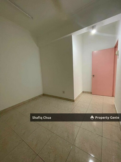 Freehold Corner Unit Apartment Kelana Central, SS6 Kelana Jaya