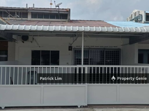 Taman Melaka Baru Batu Berendam - Single Storey Terrace House For Rent