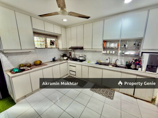 Freehold & Renovated | 2 Storey Terrace Jalan Indah Taman Selayang Indah, Selayang Selangor