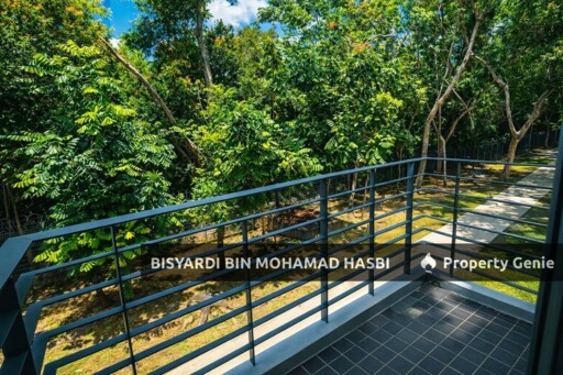 Corner Lot Unit Front & Back Facing Playground, (Corner Lot) Double Storey Terrace House Summerglades, Cyberjaya.