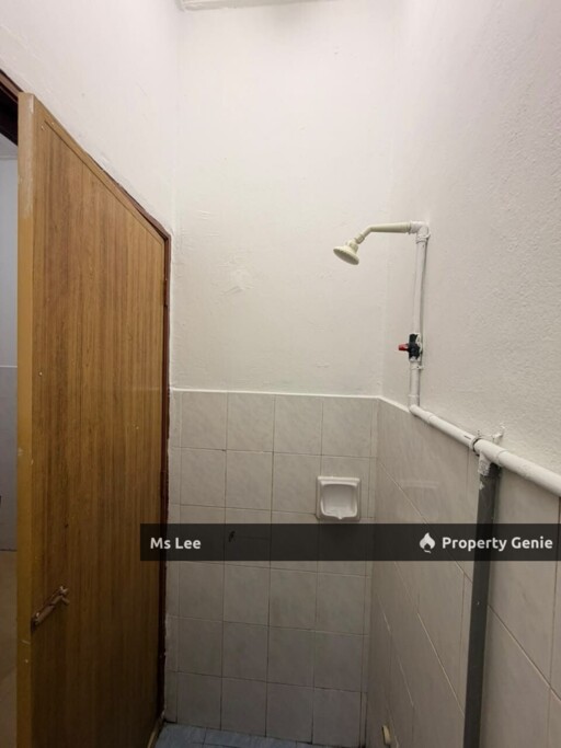 2nd Floor Shop Apartment-Taman Sementa Utama @ Klang-Ready Now