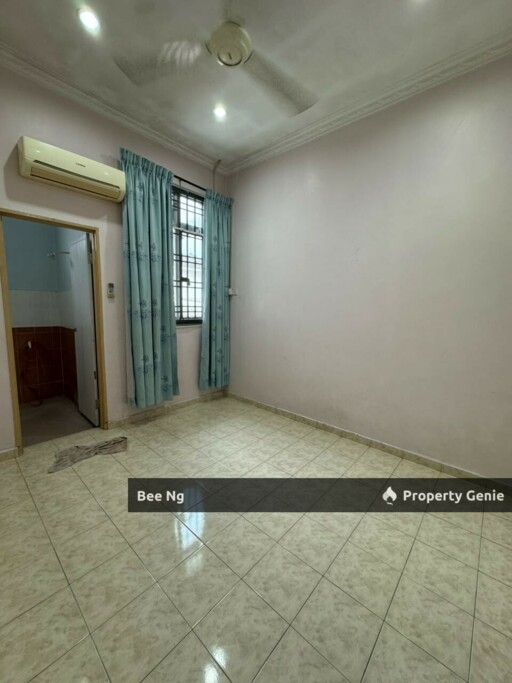 Taman Pulai Utama / 2 Storey Terrace / Unblock / Full Loan