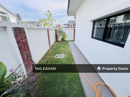 Elmina Green 3, Shah Alam | 2-Storey Terrace 5 Bedrooms | RM1.5M - Below MV, Corner Lot & Fully Extended Renovate