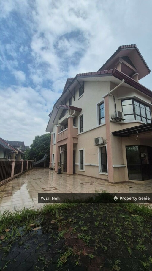 2.5 Storey Endlot Terrace Presint 16 Putrajaya