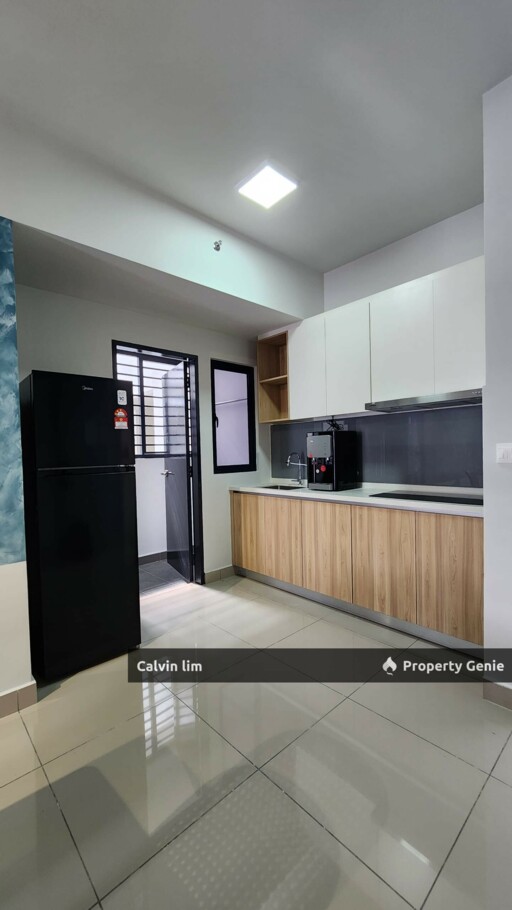 M LUNA , KEPONG METROPOLITAN