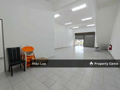 Bandar Uda Utama Ground Floor Shop For Rent!!