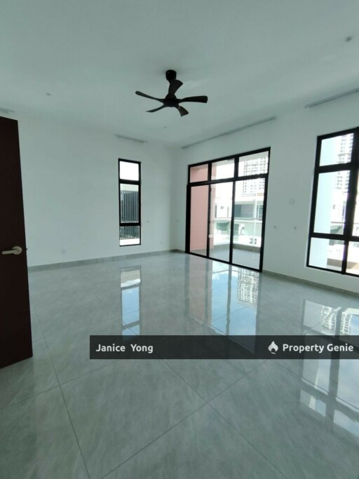Greenwoods Residence @ Taman Daya