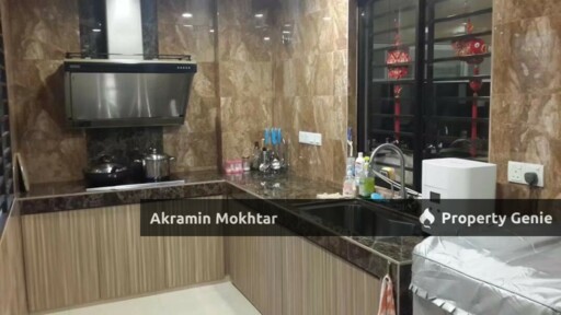 Renovated, 27x75, End Lot & Non Bumi | Teres 2.5 Tingkat Kinrara Residence, Puchong