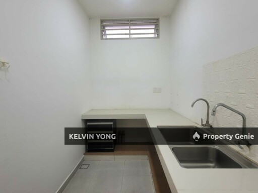 Saron 1 - Partial Furnished 2-Storey Terraced For Sale near Setia City Mall